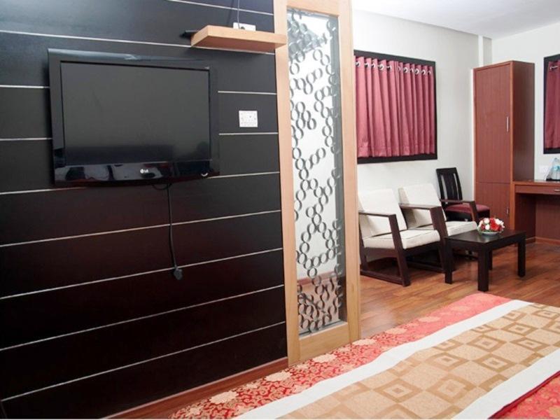 Hotel Blue Chip Kochi Dış mekan fotoğraf