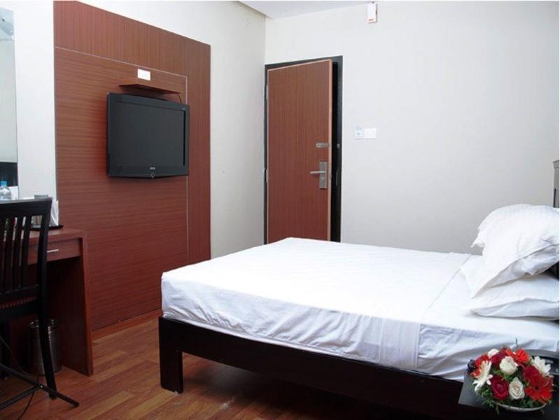 Hotel Blue Chip Kochi Dış mekan fotoğraf